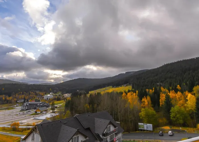 Czarna Gora - Stubai 41 *